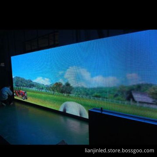 P16 LED Billboard with Sound and Video Signal Interface and 4,096 Grades Grey Control SystemNew